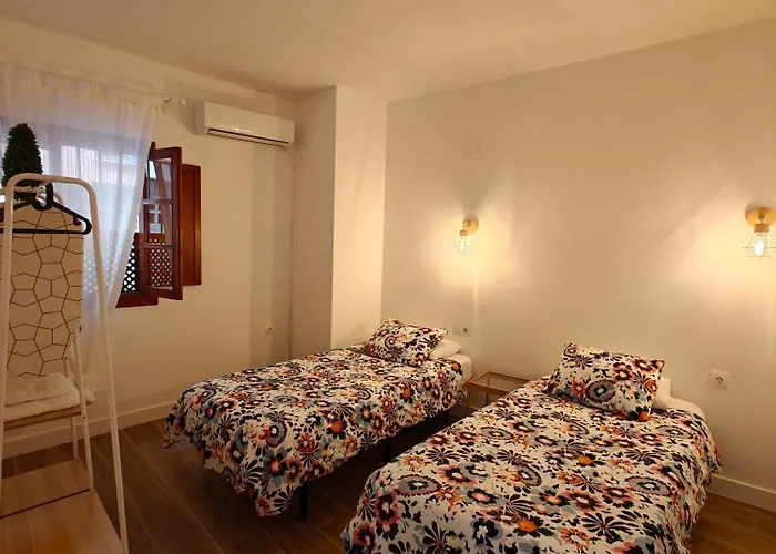 Centro Sevilla, El Arenal *